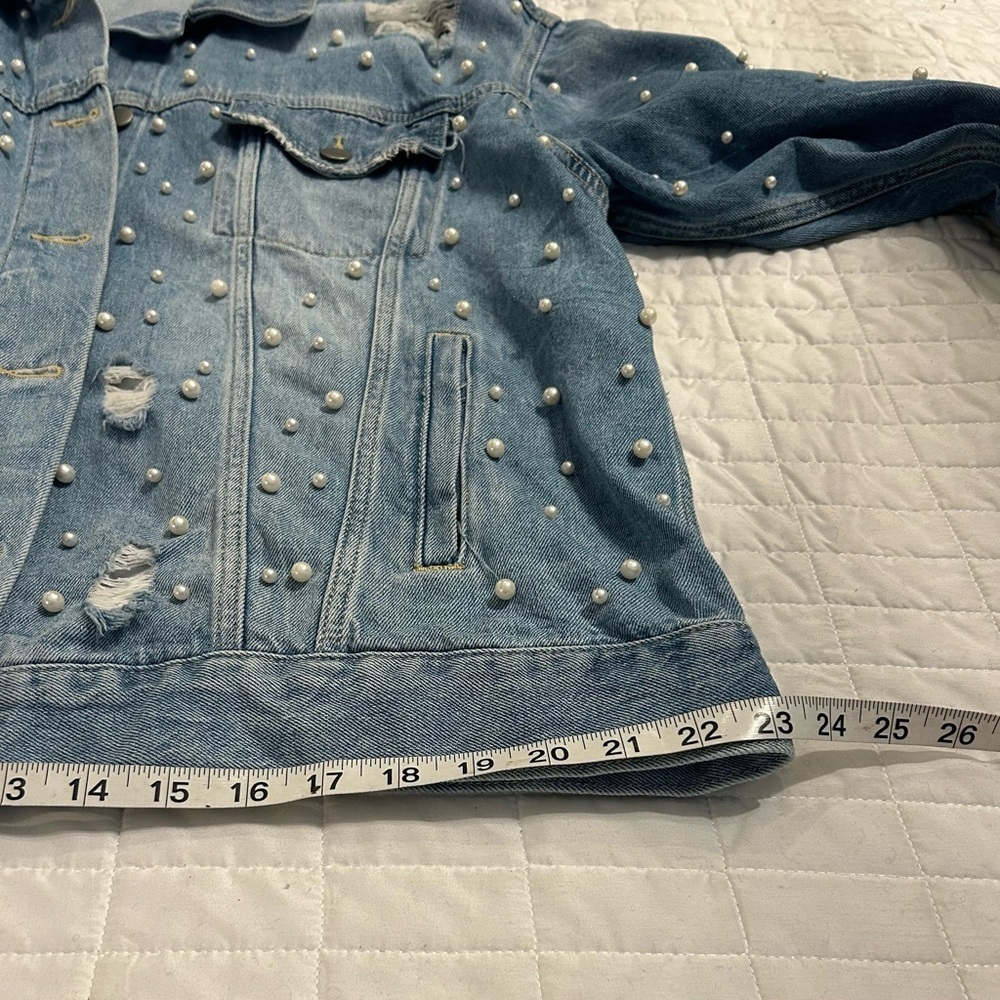 Free People Sunday Funday Pearl Studded Denim Jacket Womens Size M Distressed - Picture 9 of 11